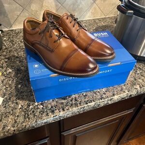 Nunn Bush Tan Leather Derby Shoes